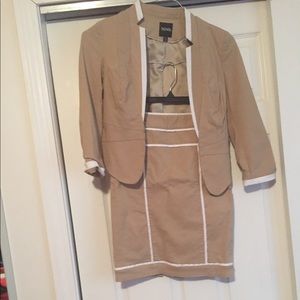 Macy’s 2-Piece Juniors Suit -Blazer & Fitted Skirt